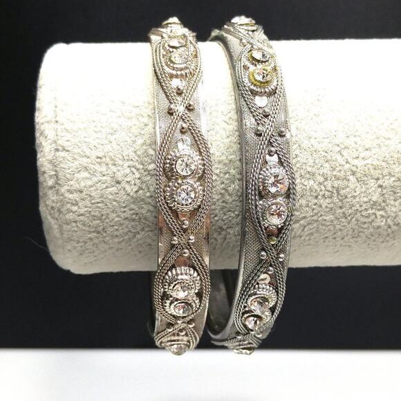 Set of 2 Vintage Silver Tone Mesh Bangle Bracelets, Clear Rhinestones, 8 1/4 In - Picture 4 of 8